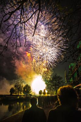 Students watching fireworks at Leckhampton. Photo by Xiaoye Chen